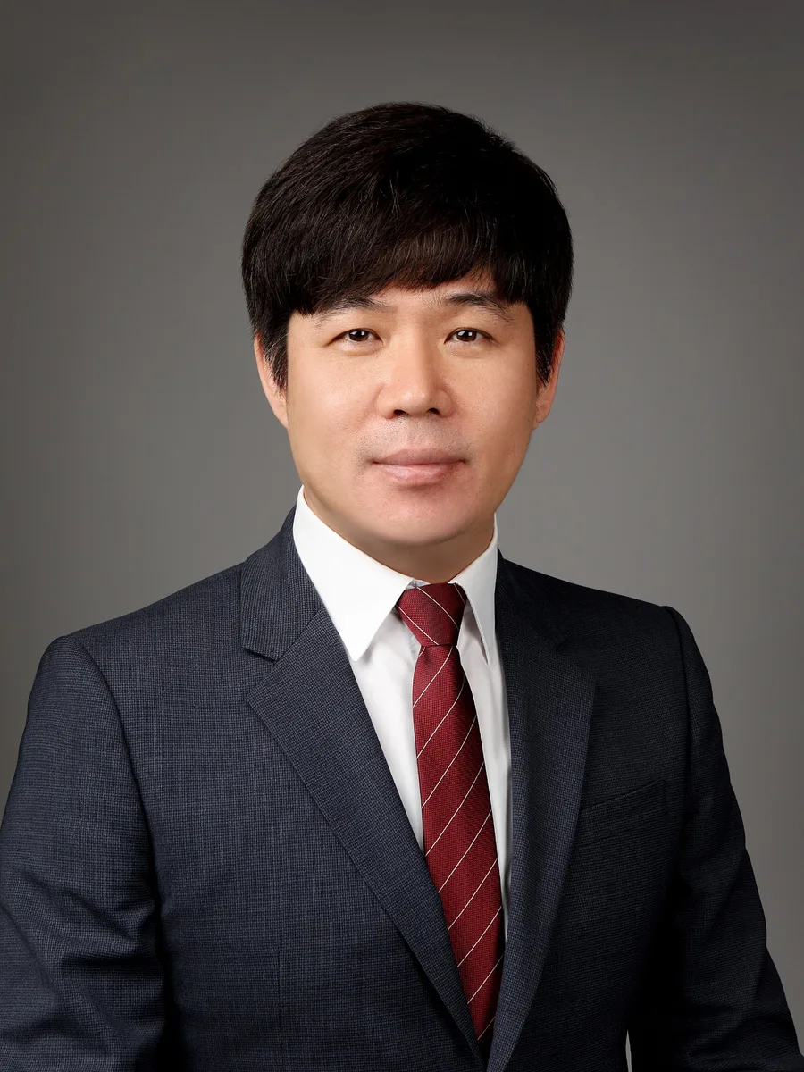 법무법인 현백 김상우 파트너 변호사 프로필 사진